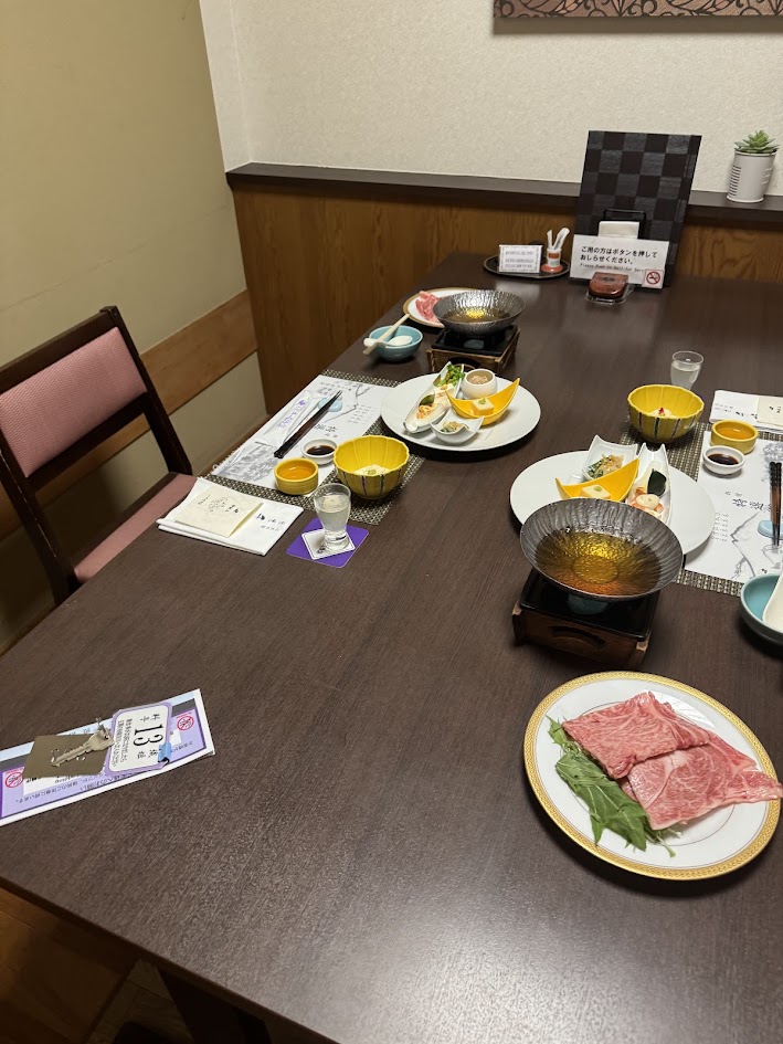 夕食